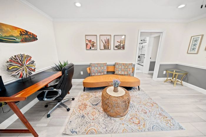 5119 Venetian Blvd listing photo 17