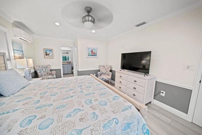 5119 Venetian Blvd listing photo 25