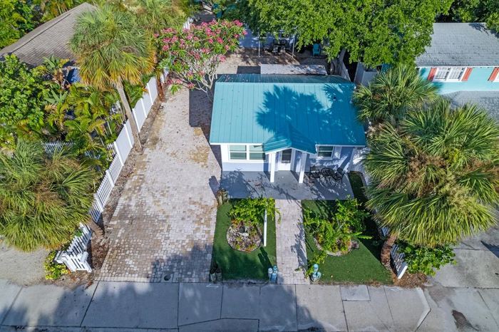 Aerial drone photo of 724 Gulf Blvd