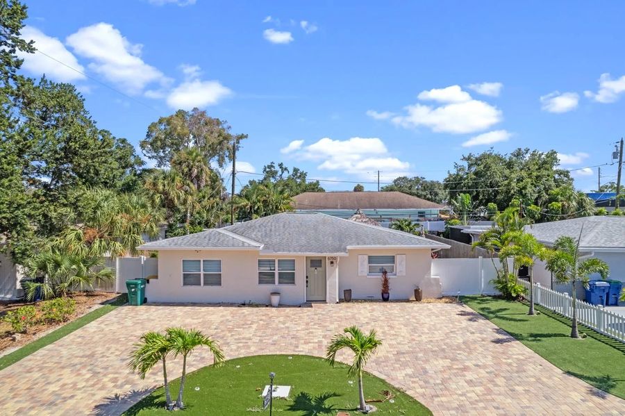 6750 W Flamingo Way real estate photography